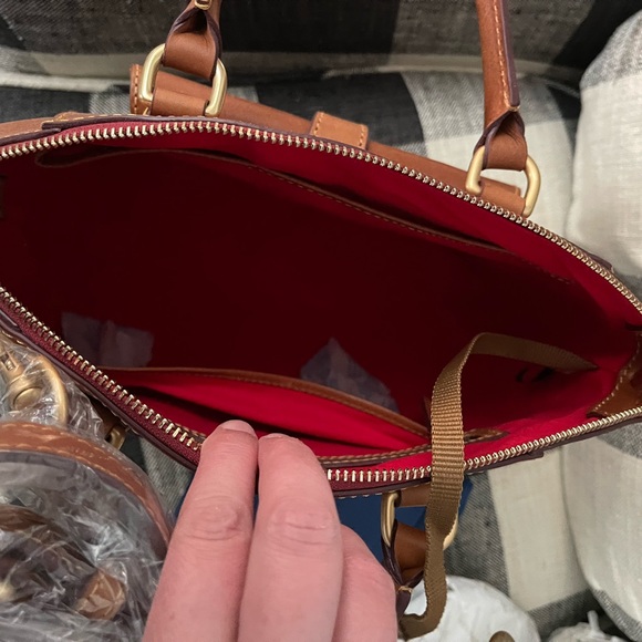 Dooney and Bourke Naomi Satchel in Natural NWT - Picture 6 of 8